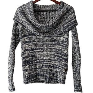 Guess slouchy cowl neck navy blue and white knit sweater womens size medium